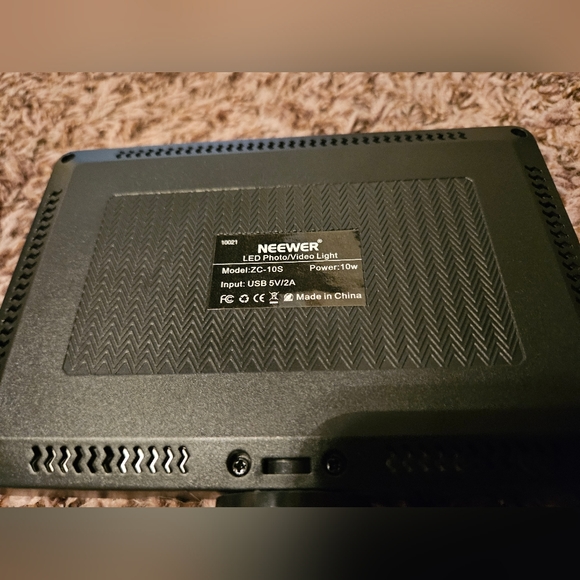 Table Microphone and Light - Picture 5 of 6